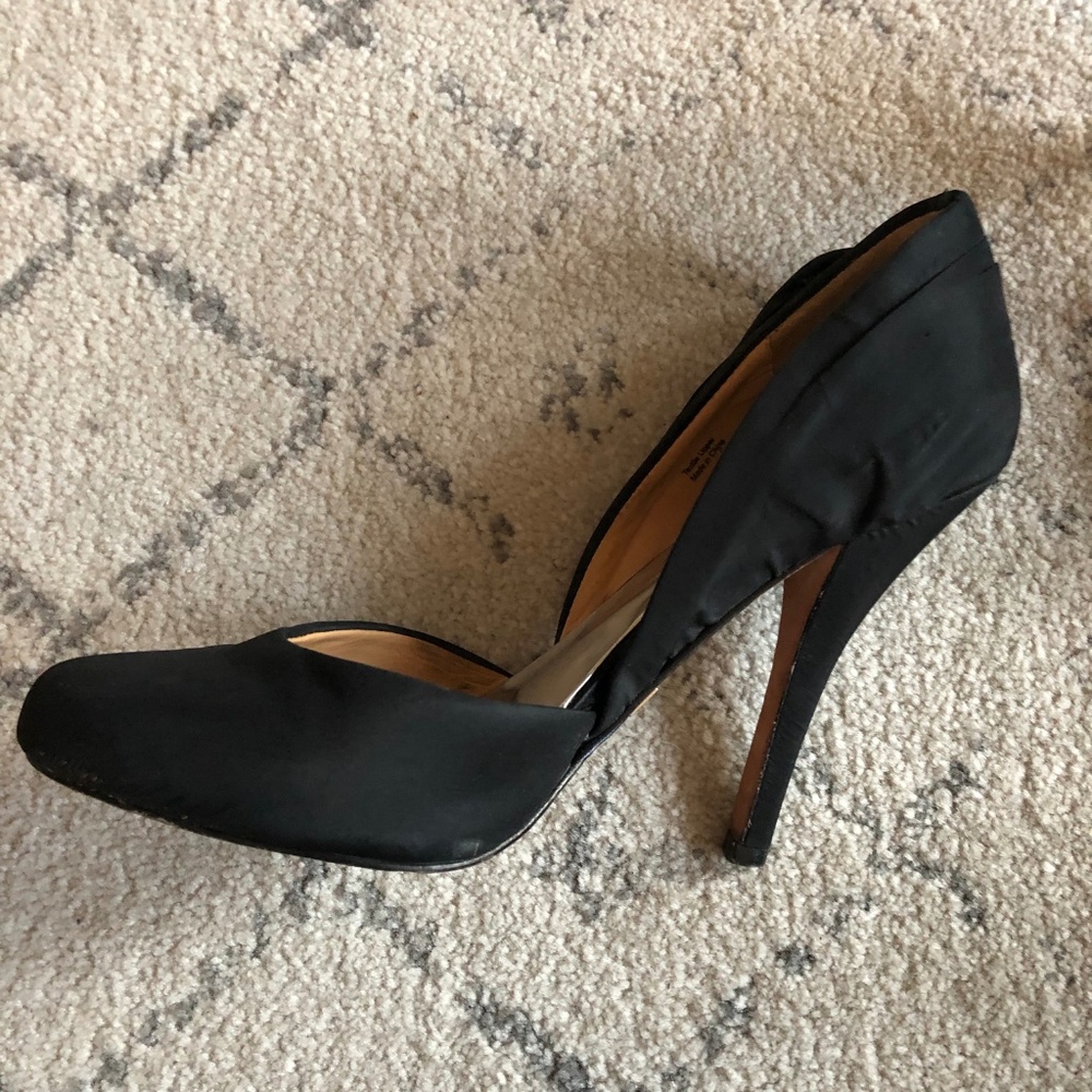 Badgley Mischka Pumps - Picture 4 of 6